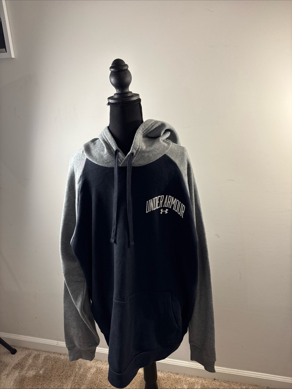 Under Armour Black and Gray Colorblock Pullover Hoodie 457